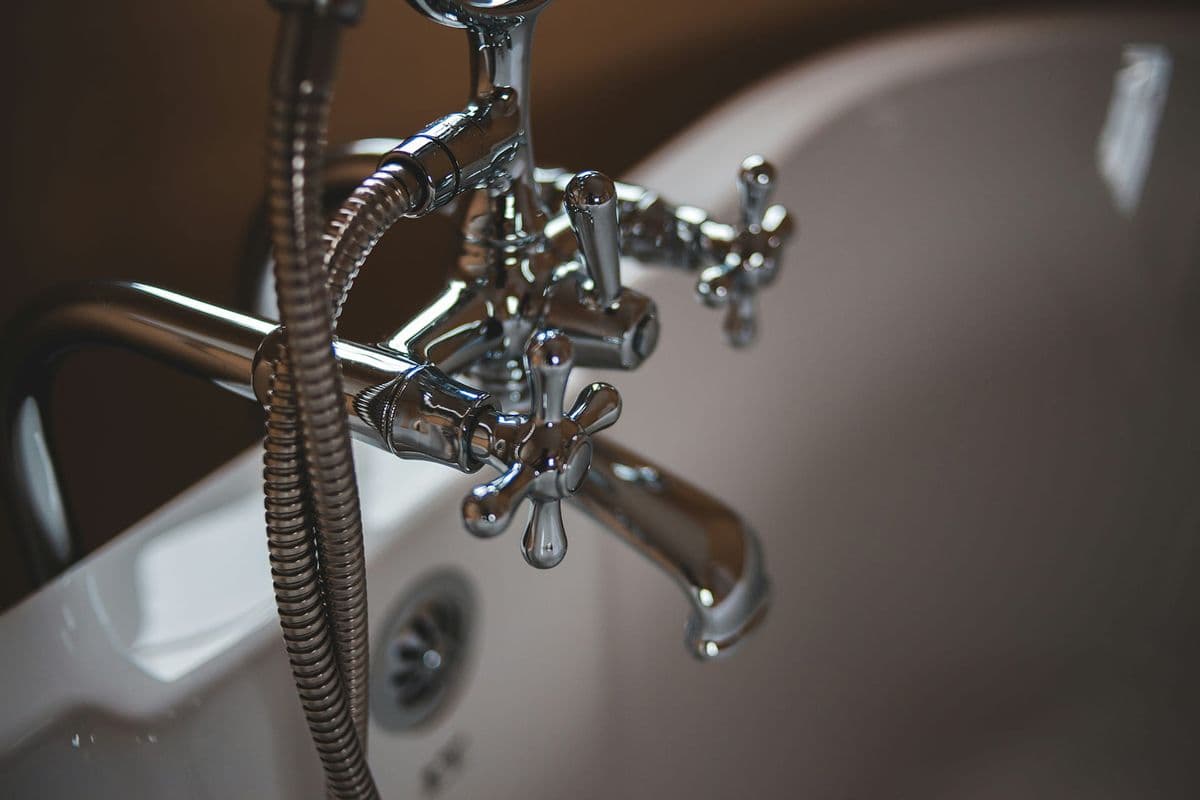Pre-Purchase Plumbing Inspection: Cost and Checklist